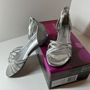 Easy Street Tarrah Wedge Sandals Silver Glitter Various Sizes